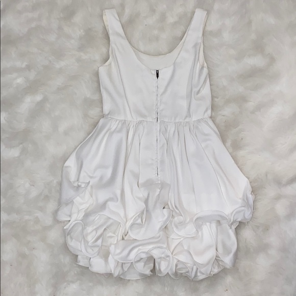 Xenia Boutique Ruffle Hem White Dress - Picture 2 of 4